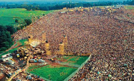 Woodstock: “Dünyayı istiyoruz, hemen şimdi istiyoruz”